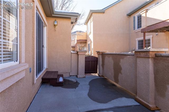 5644 Sonnet Heights, Colorado Springs, CO 80918