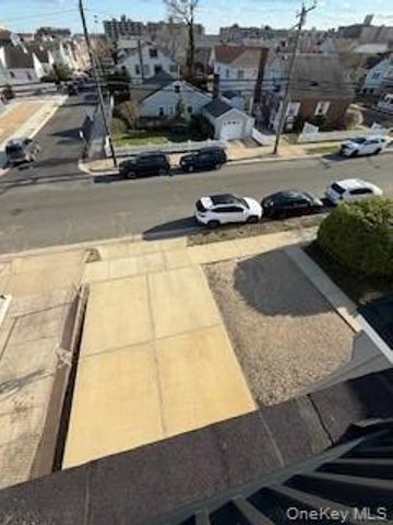 733 E Walnut Street Upper, Long Beach, NY 11561