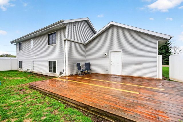 604 Sunrise Drive, Ripon, WI 54971
