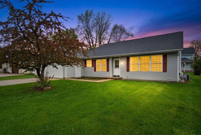 604 Sunrise Drive, Ripon, WI 54971