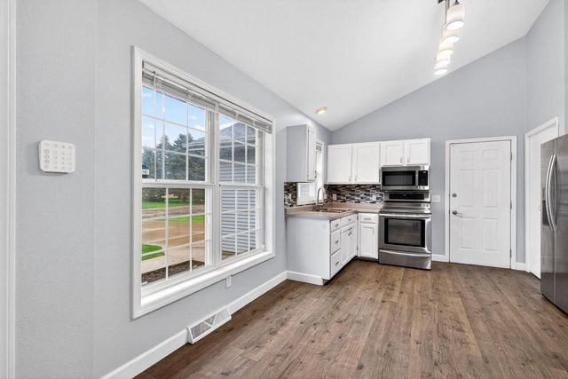 604 Sunrise Drive, Ripon, WI 54971