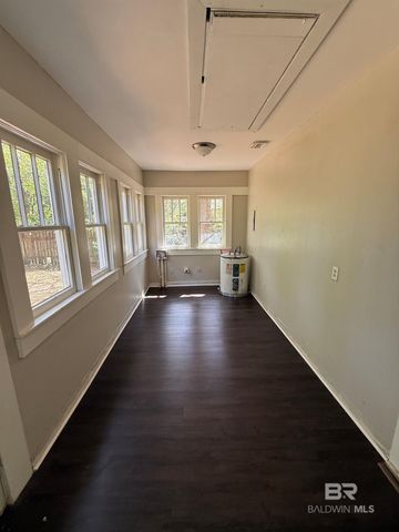 655 Mandrell Street, Mobile, AL 36606