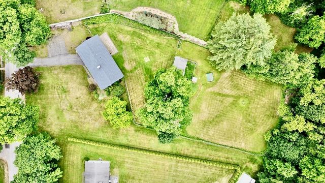 75 Elm St, North Brookfield, MA 01535