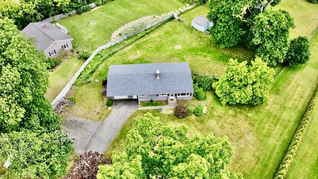 75 Elm St, North Brookfield, MA 01535