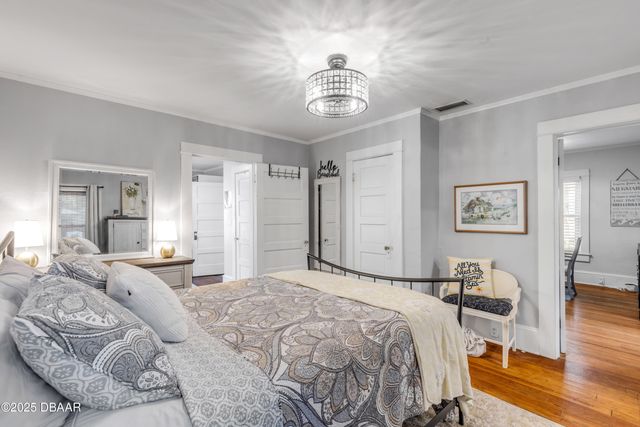 405 Magnolia Street, New Smyrna Beach, FL 32168