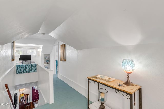 405 Magnolia Street, New Smyrna Beach, FL 32168