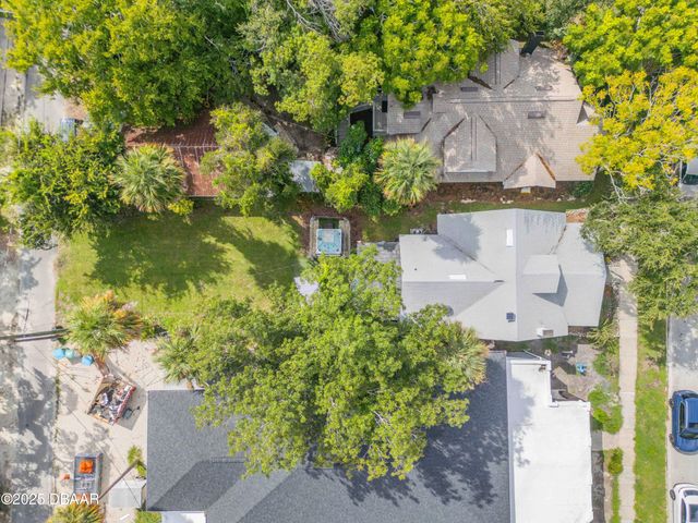 405 Magnolia Street, New Smyrna Beach, FL 32168