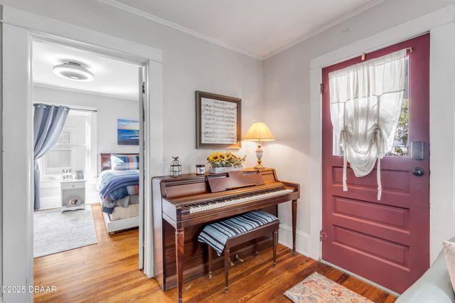 405 Magnolia Street, New Smyrna Beach, FL 32168