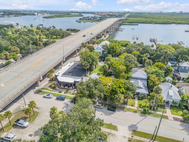 405 Magnolia Street, New Smyrna Beach, FL 32168
