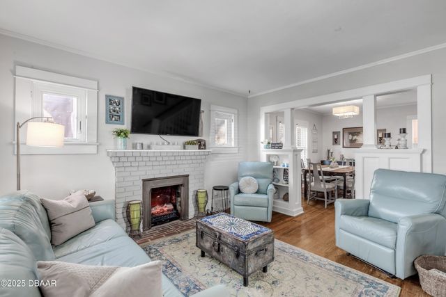 405 Magnolia Street, New Smyrna Beach, FL 32168