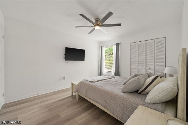 77 EMERALD WOODS DR I6, Naples, FL 34108