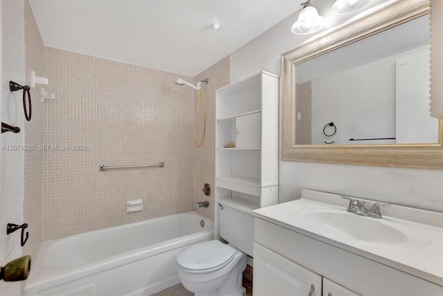 147 Brighton D D, Boca Raton, FL 33434