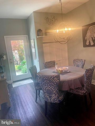 441 N QUEEN ST, Lancaster, PA 17603