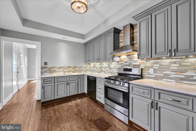 441 N QUEEN ST, Lancaster, PA 17603