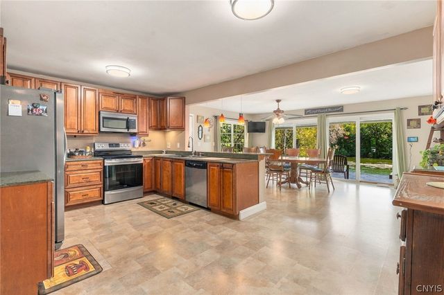 7070 Plainville Road, Lysander, NY 13112