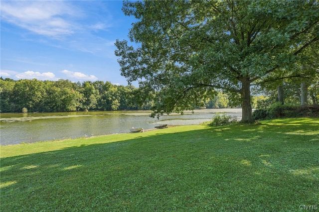 7070 Plainville Road, Lysander, NY 13112