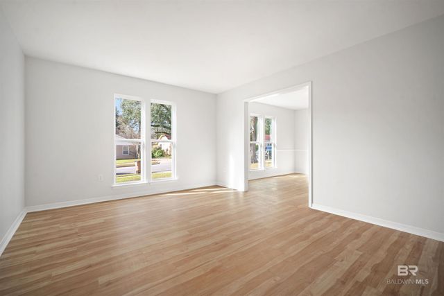 2333 W Huffman Drive, Mobile, AL 36693