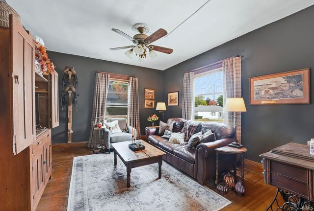 227 N Oak Street, Columbia City, IN 46725