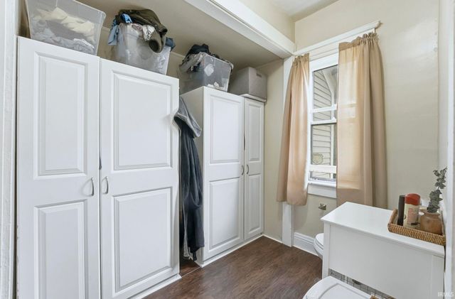 227 N Oak Street, Columbia City, IN 46725