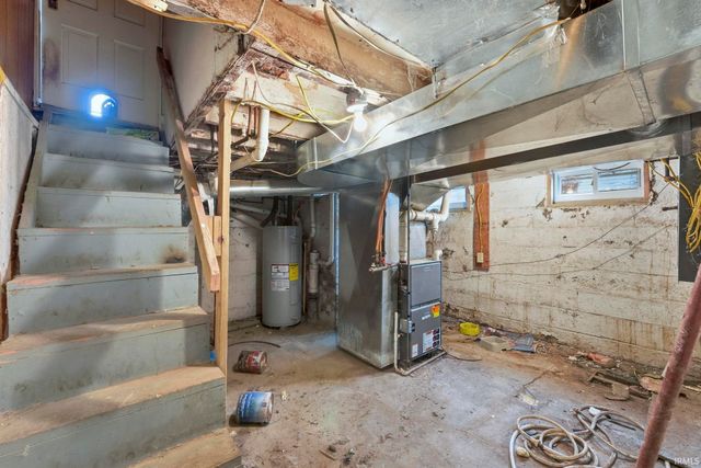 227 N Oak Street, Columbia City, IN 46725