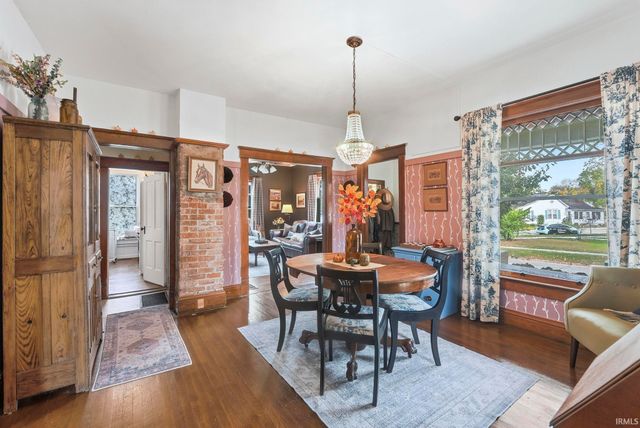 227 N Oak Street, Columbia City, IN 46725