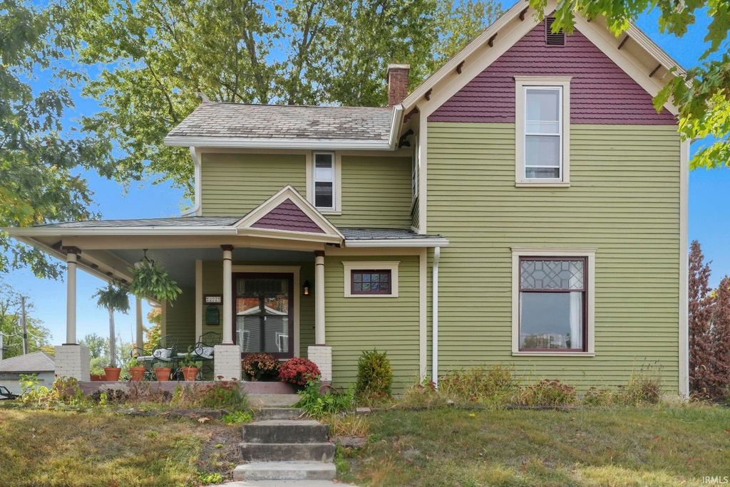 227 N Oak Street, Columbia City, IN 46725