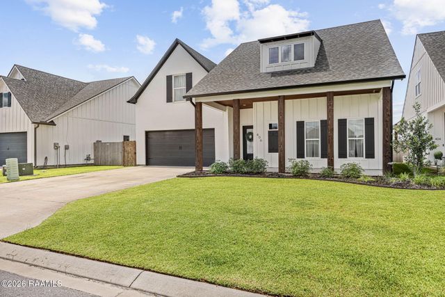 406 Sunshine Rise Drive, Broussard, LA 70518