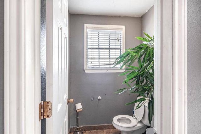 185 County Road 107, Caldwell, TX 77836