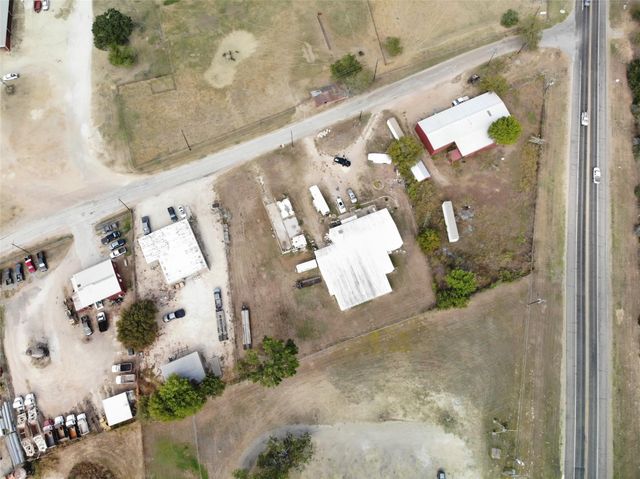 185 County Road 107, Caldwell, TX 77836