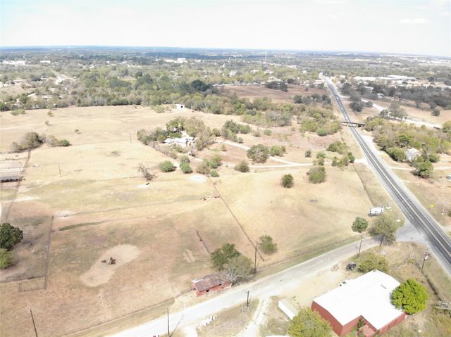 185 County Road 107, Caldwell, TX 77836