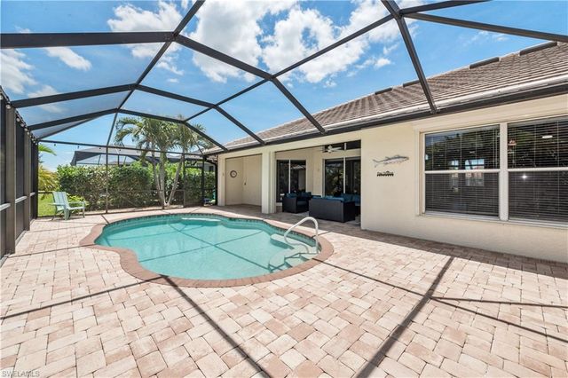 3725 SW 4th LN, Cape Coral, FL 33991