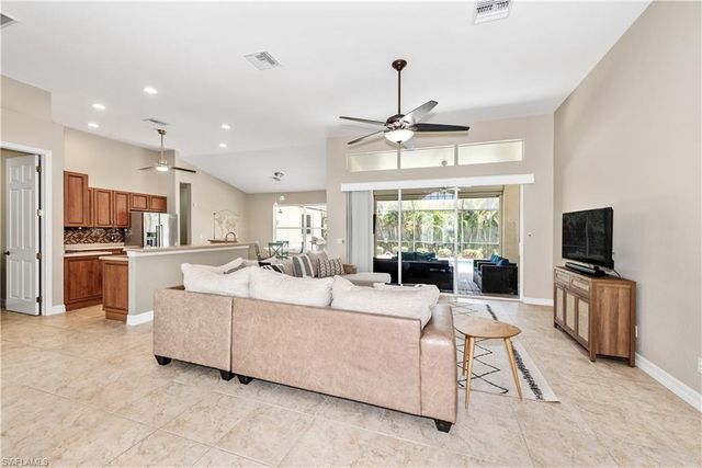 3725 SW 4th LN, Cape Coral, FL 33991