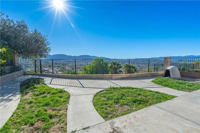 28076 Wildwind Drive, Canyon Country, CA 91351