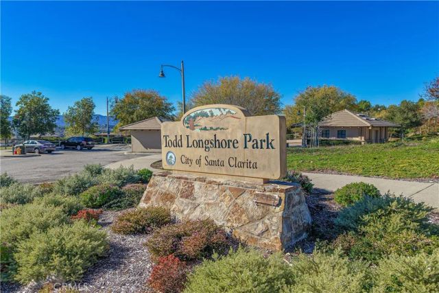 28076 Wildwind Drive, Canyon Country, CA 91351