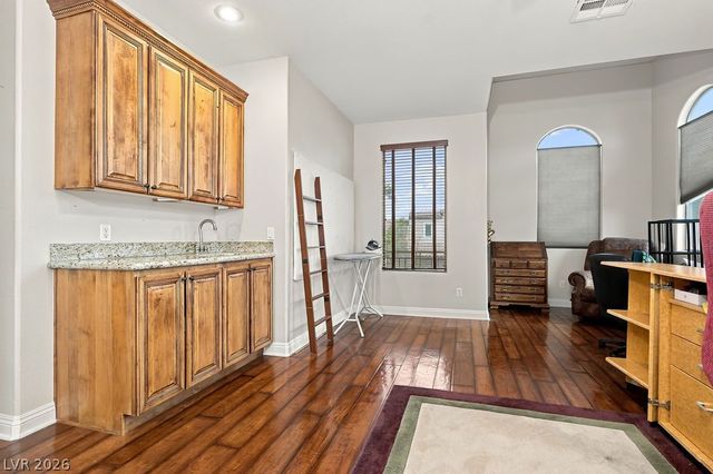 584 Via Colmo Avenue, Henderson, NV 89011