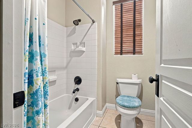 584 Via Colmo Avenue, Henderson, NV 89011