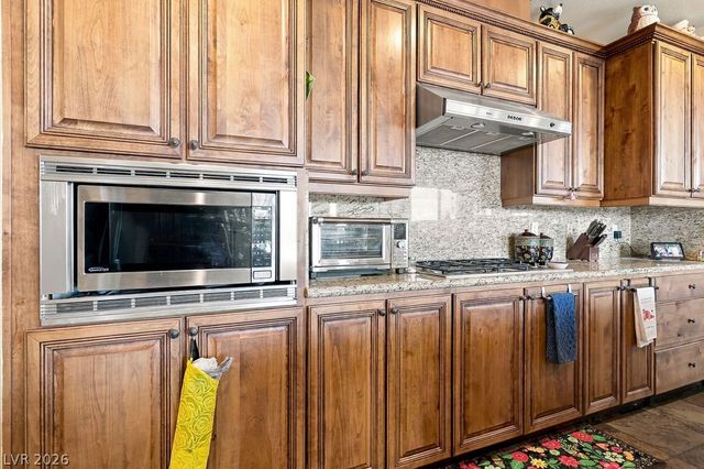 584 Via Colmo Avenue, Henderson, NV 89011