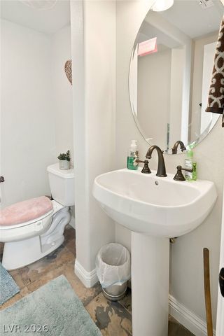 584 Via Colmo Avenue, Henderson, NV 89011