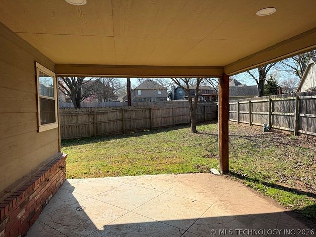 9226 S Fulton Avenue, Tulsa, OK 74137