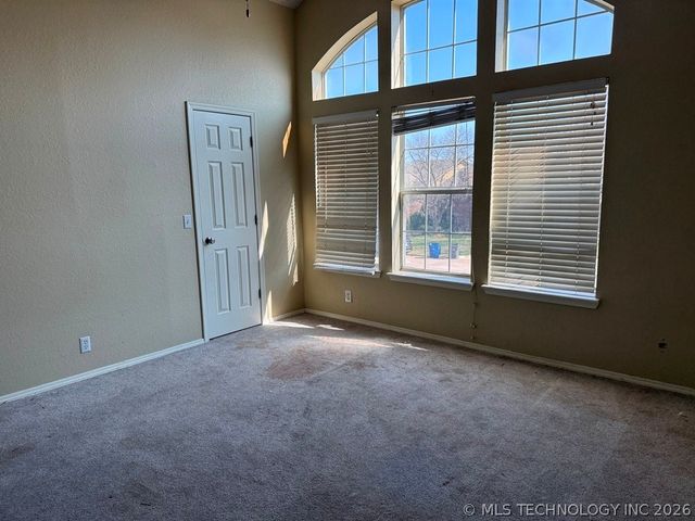 9226 S Fulton Avenue, Tulsa, OK 74137