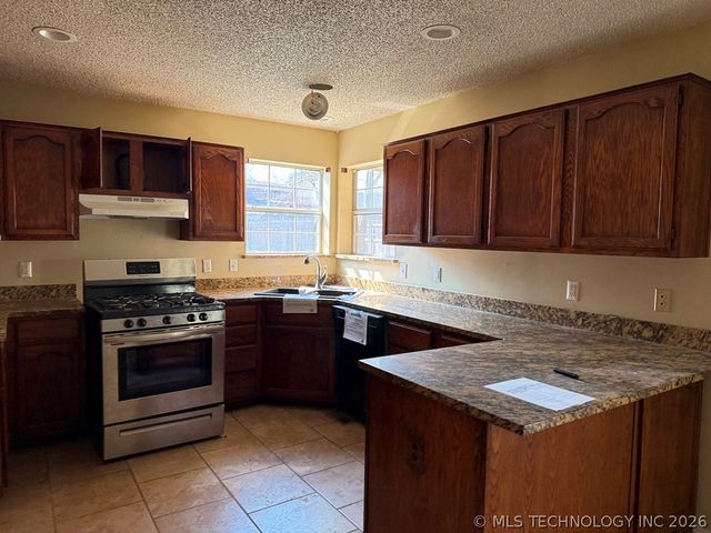 9226 S Fulton Avenue, Tulsa, OK 74137