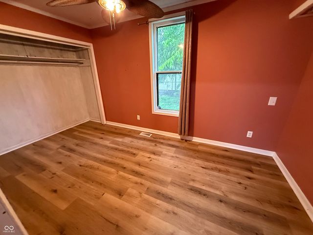 2423 3rd Avenue, Terre Haute, IN 47807