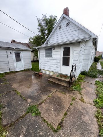 2423 3rd Avenue, Terre Haute, IN 47807
