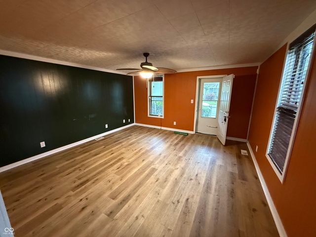 2423 3rd Avenue, Terre Haute, IN 47807