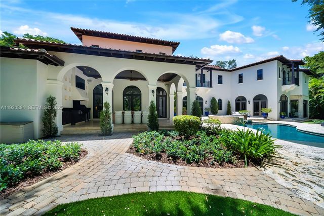 8301 SW 53rd Ave, Miami, FL 33143