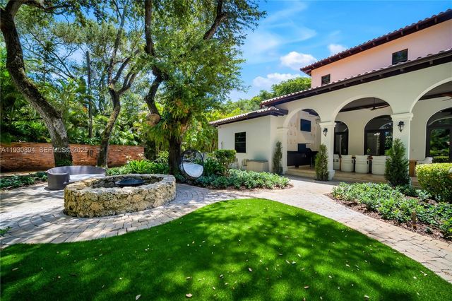 8301 SW 53rd Ave, Miami, FL 33143