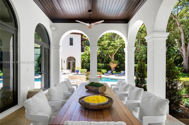 8301 SW 53rd Ave, Miami, FL 33143