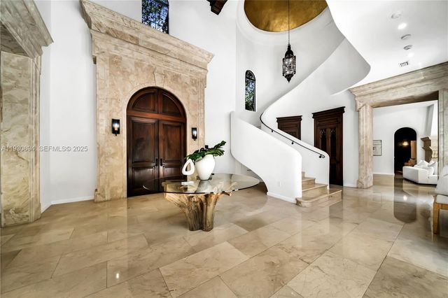 8301 SW 53rd Ave, Miami, FL 33143