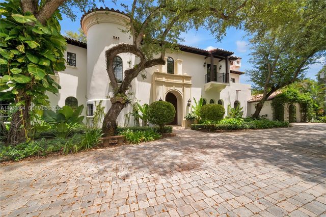 8301 SW 53rd Ave, Miami, FL 33143