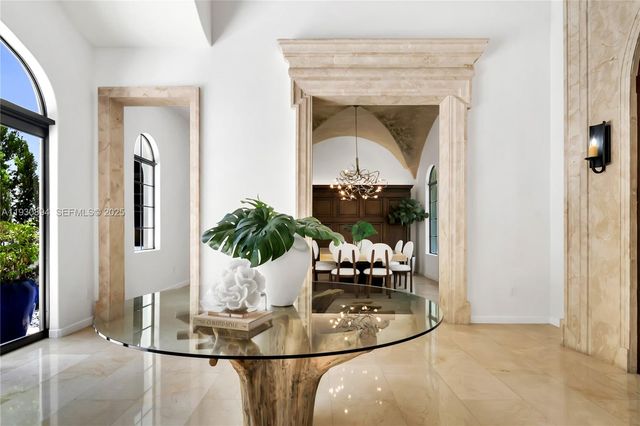 8301 SW 53rd Ave, Miami, FL 33143